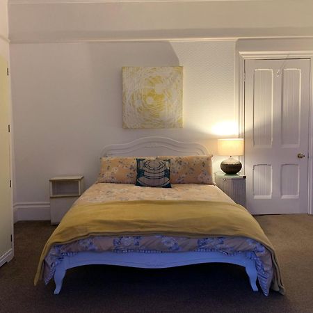 Spectacular Sea View Double, With Exclusive Bathroom & Use Of Patio And Bike Store Margate Eksteriør bilde