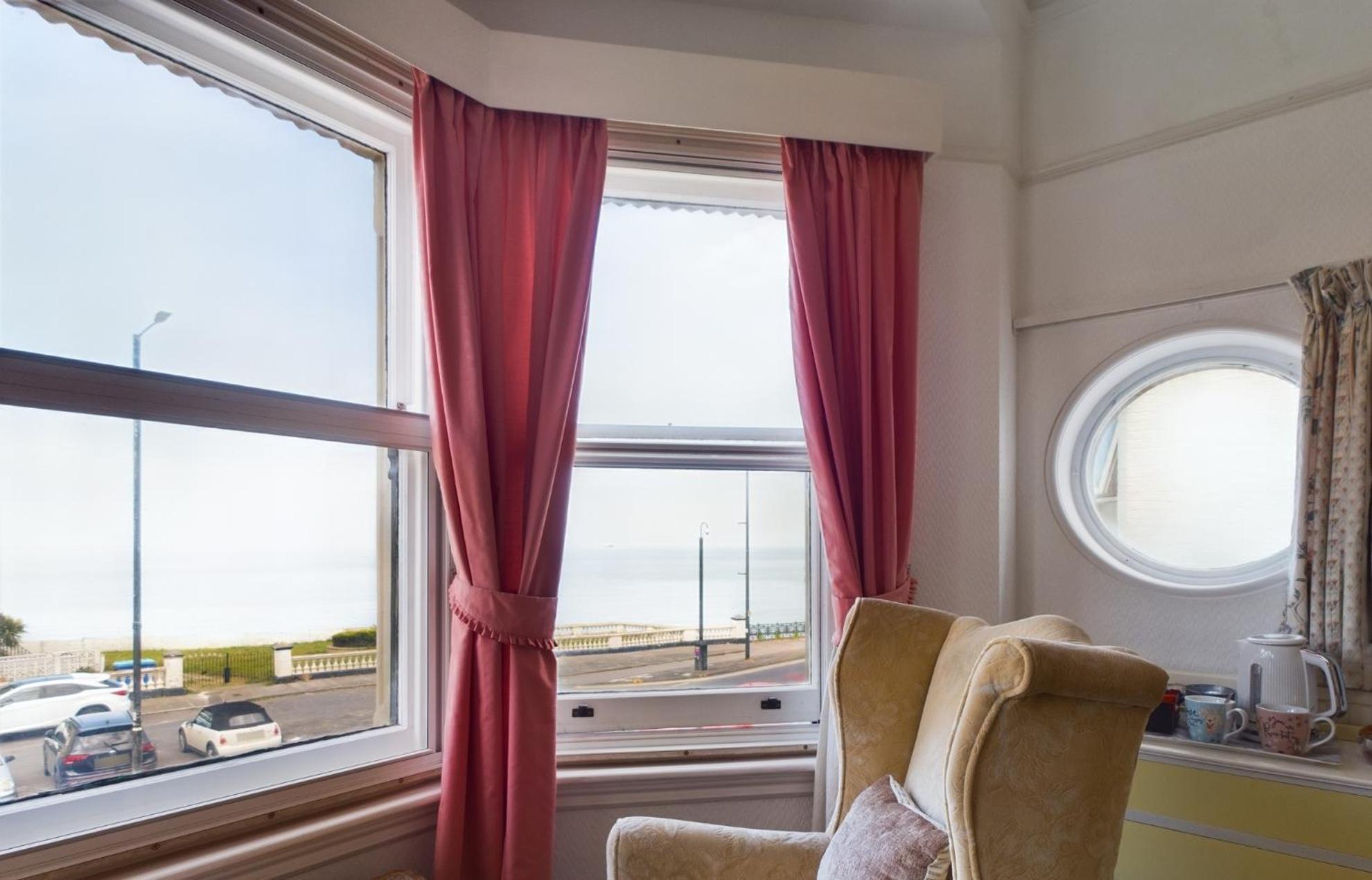 Spectacular Sea View Double, With Exclusive Bathroom & Use Of Patio And Bike Store Margate Eksteriør bilde